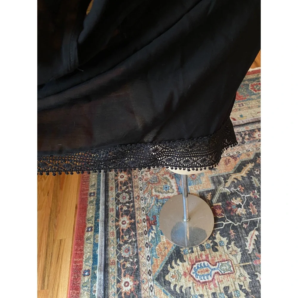 Love Cameron Los Angeles Black Crochet Lace Trim Kimono Wrap 282997 Missy‎ S
